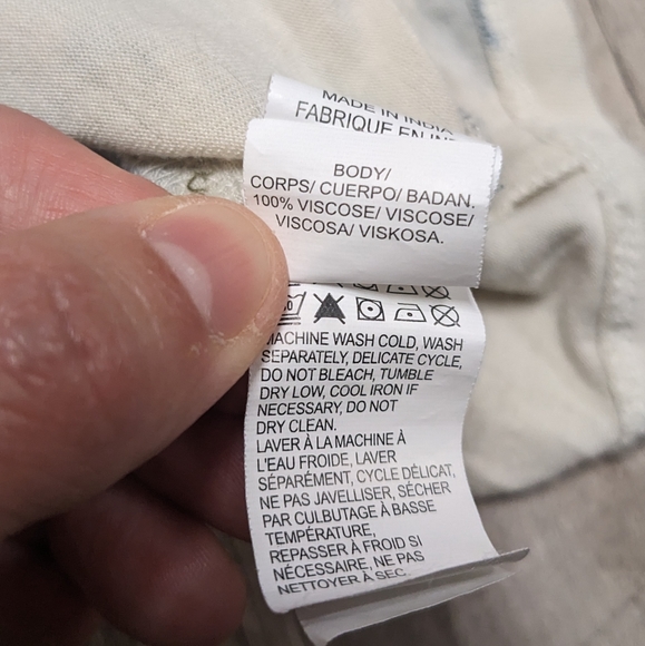 Lucky Brand Blue White Floral Top Open Arm Detail - Picture 9 of 9